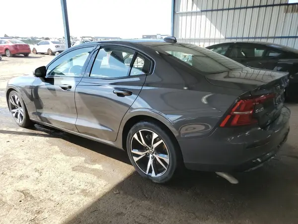 7JRL12FK5RG320449 2024 VOLVO S60 - Image 2