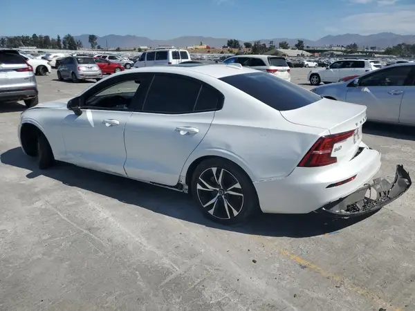 7JRL12FK7RG325202 2024 VOLVO S60 - Image 2