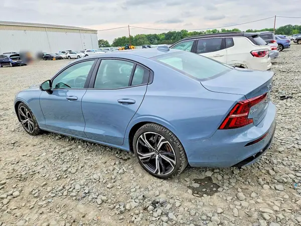 7JRL12FK8RG303967 2024 VOLVO S60 - Image 2