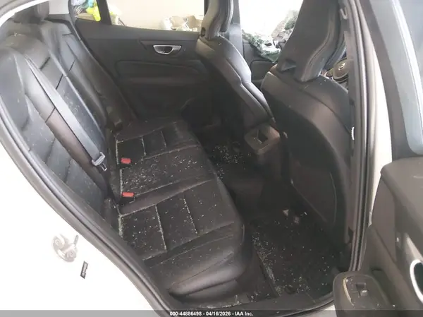 7JRL12FK8RG323314 2024 VOLVO S60 - Image 8