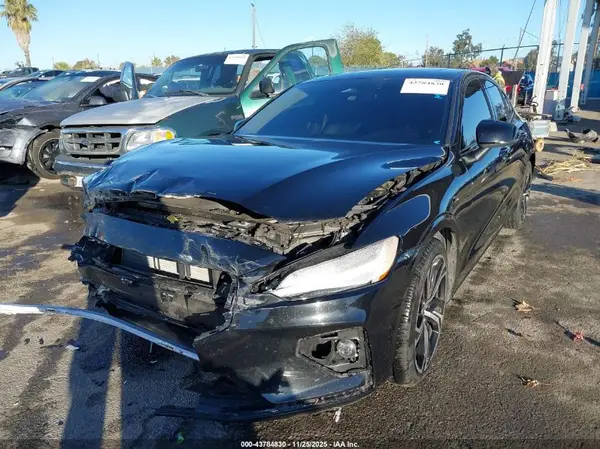 7JRL12FK9RG318607 2024 VOLVO S60 - Image 2
