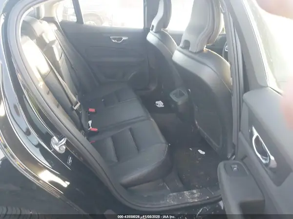 7JRL12FKXRG326683 2024 VOLVO S60 - Image 8