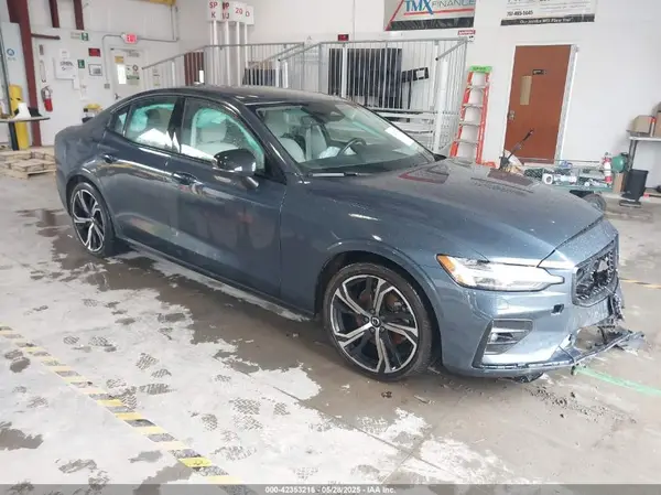 7JRL12FL0RG295565 2024 VOLVO S60 - Image 1