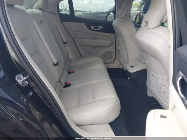 7JRL12FL1RG305360 2024 VOLVO S60 - Image 8