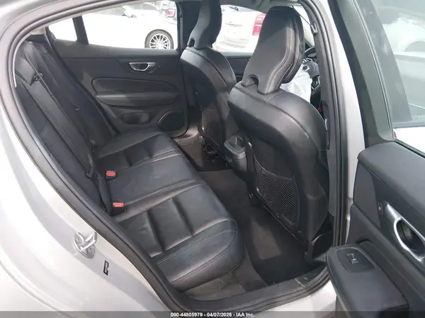 7JRL12FL1RG306735 2024 VOLVO S60 - Image 8