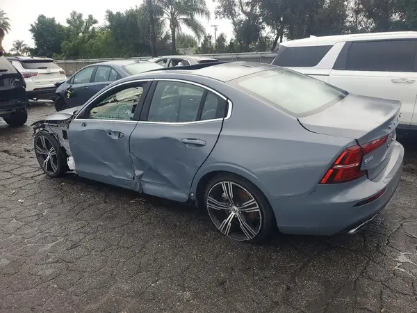 7JRL12FL1RG325236 2024 VOLVO S60 - Image 2