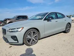 7JRL12FL2RG281019 2024 VOLVO S60