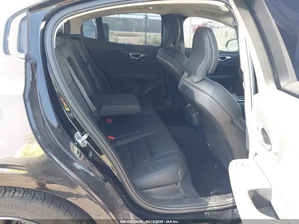 7JRL12FL3RG317705 2024 VOLVO S60 - Image 8