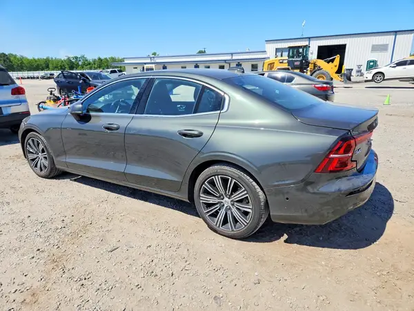 7JRL12FL4NG189663 2022 VOLVO S60 - Image 2
