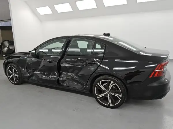 7JRL12FL4RG290255 2024 VOLVO S60 - Image 2