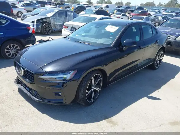 7JRL12FL4RG324517 2024 VOLVO S60 - Image 2