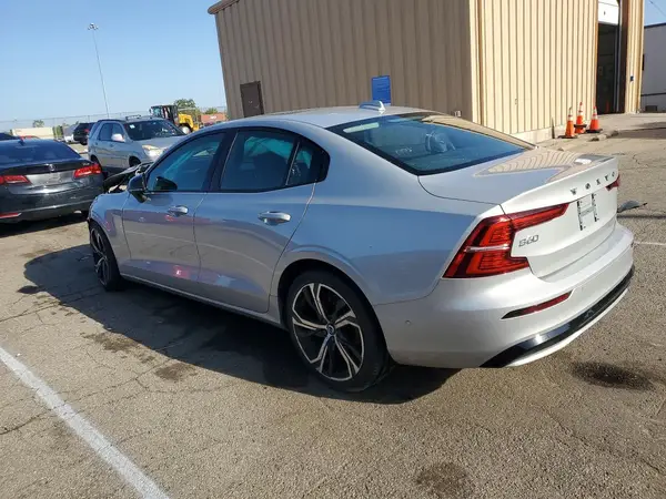 7JRL12FL7RG280108 2024 VOLVO S60 - Image 2