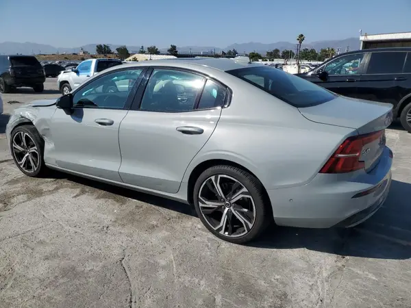 7JRL12FL7RG310496 2024 VOLVO S60 - Image 2