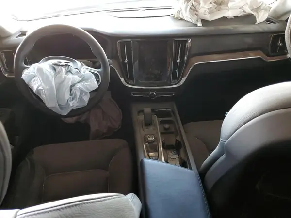 7JRL12FL8RG299301 2024 VOLVO S60 - Image 8