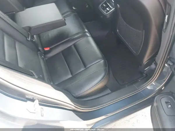 7JRL12FL9NG178108 2022 VOLVO S60 - Image 8