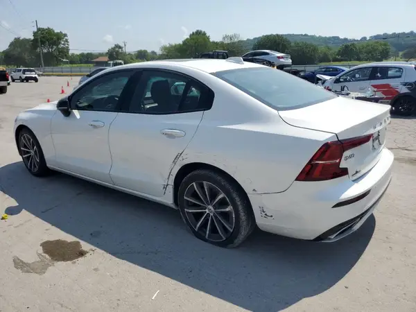 7JRL12FZ3NG188153 2022 VOLVO S60 - Image 2