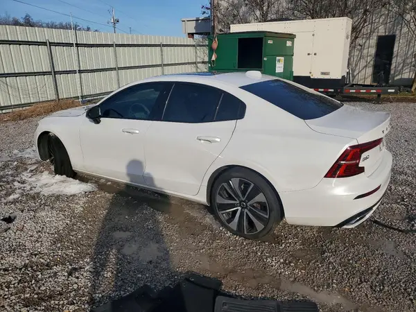 7JRL12FZ9NG154167 2022 VOLVO S60 - Image 2