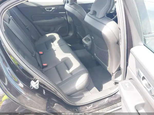 7JRL12GC0SG364646 2025 VOLVO S60 - Image 8