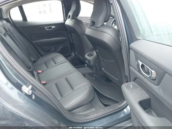 7JRL12GC0SG369233 2025 VOLVO S60 - Image 8