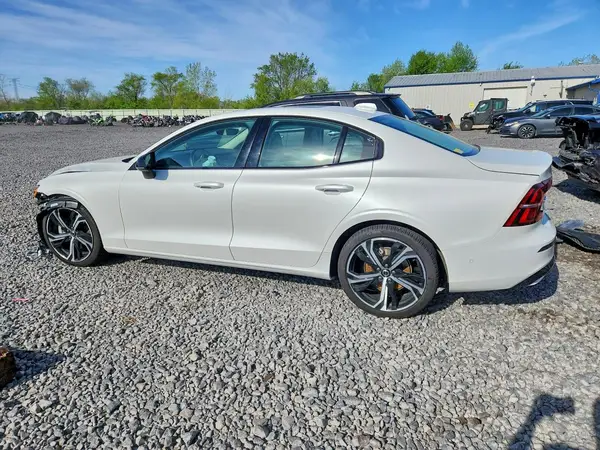 7JRL12GCXSG369238 2025 VOLVO S60 - Image 2