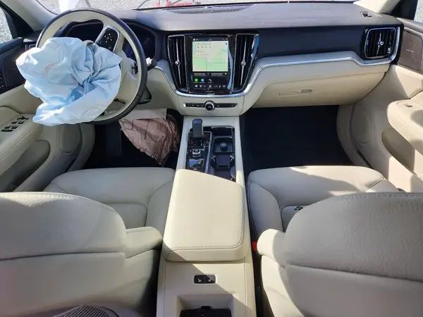 7JRL12GCXSG369238 2025 VOLVO S60 - Image 8