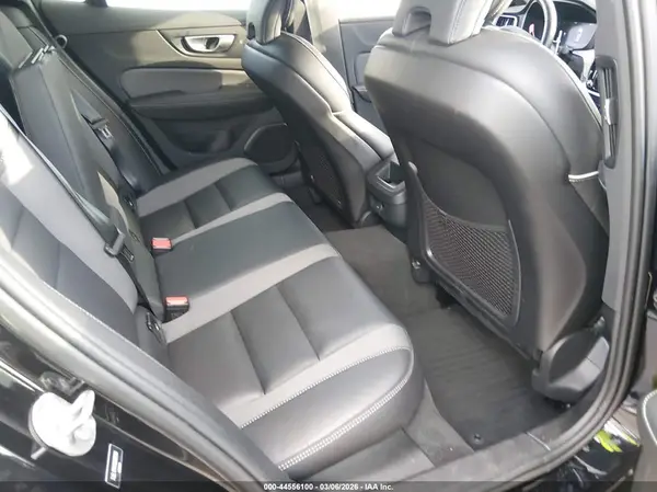7JRL12TH1RG289208 2024 VOLVO S60 - Image 8