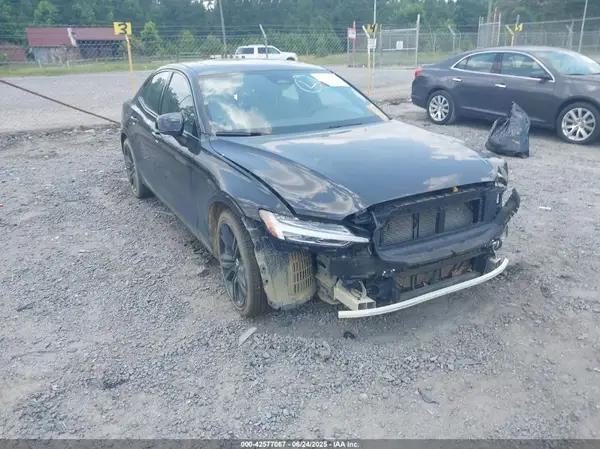 7JRL12TH3RG308261 2024 VOLVO S60 - Image 1