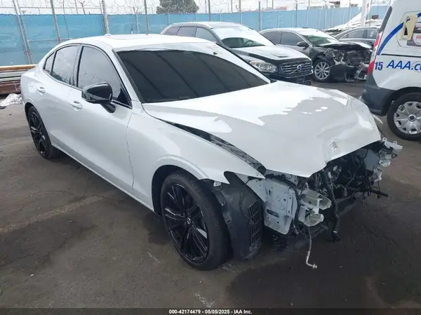 7JRL12TH4RG305580 2024 VOLVO S60 - Image 1
