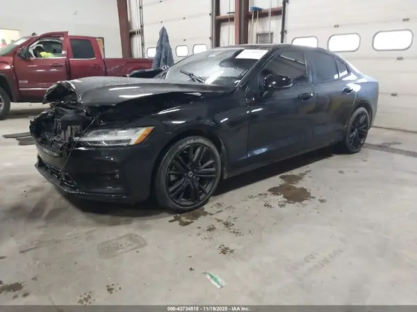 7JRL12TH5RG281435 2024 VOLVO S60 - Image 2