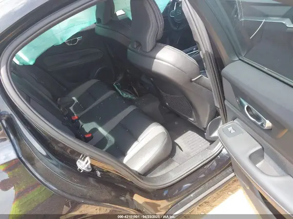 7JRL12THXRG293984 2024 VOLVO S60 - Image 8