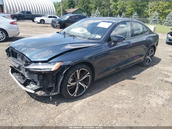 7JRL12TK0RG323084 2024 VOLVO S60 - Image 2