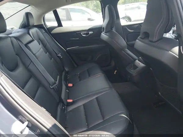 7JRL12TK0RG323084 2024 VOLVO S60 - Image 8