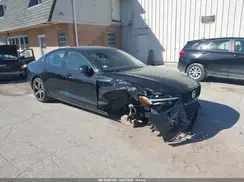 7JRL12TK2RG301135 2024 VOLVO S60