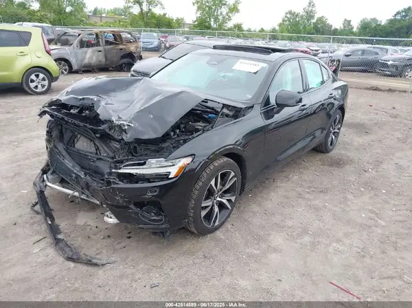 7JRL12TK3RG297323 2024 VOLVO S60 - Image 2