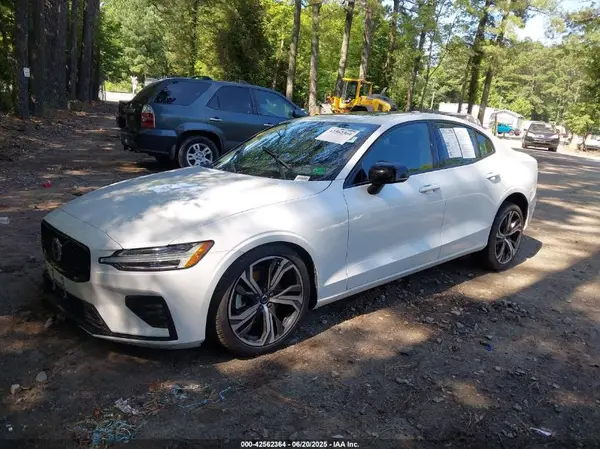 7JRL12TK3RG318591 2024 VOLVO S60 - Image 2
