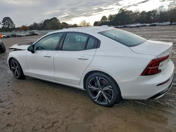 7JRL12TK3RG320499 2024 VOLVO S60 - Image 2