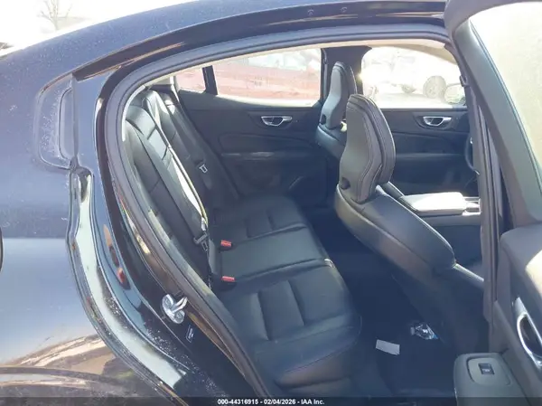 7JRL12TK6RG323915 2024 VOLVO S60 - Image 8