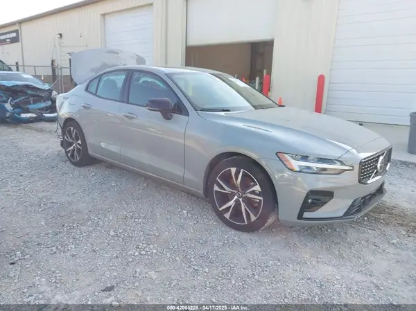 7JRL12TK8RG313547 2024 VOLVO S60 - Image 1