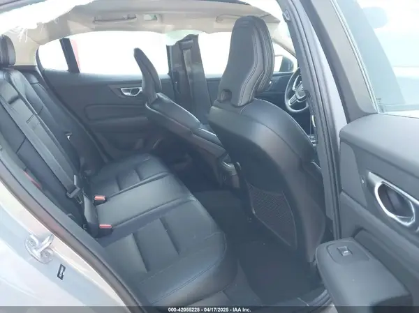 7JRL12TK8RG313547 2024 VOLVO S60 - Image 8