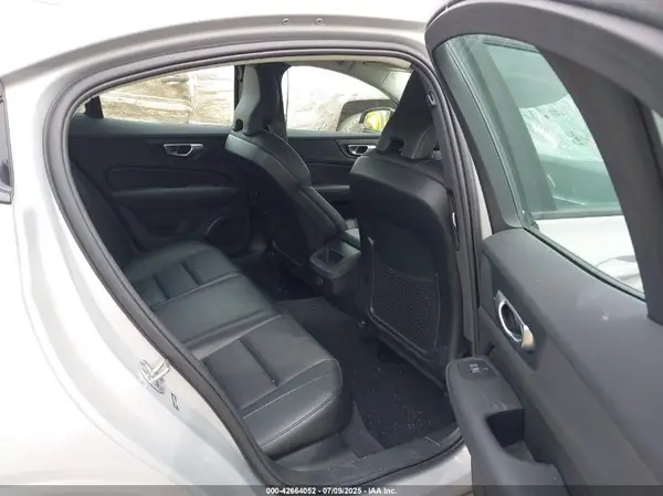 7JRL12TK8RG320319 2024 VOLVO S60 - Image 8