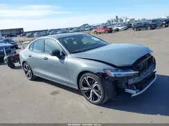 7JRL12TKXRG323237 2024 VOLVO S60