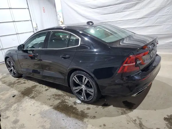 7JRL12TL1NG153823 2022 VOLVO S60 - Image 2