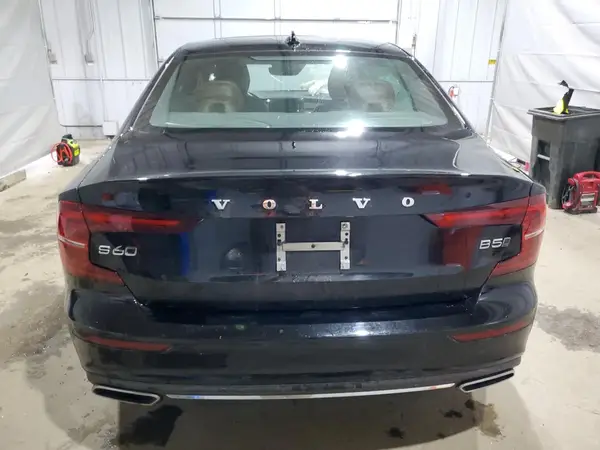 2022 VOLVO S60 auction photo 6