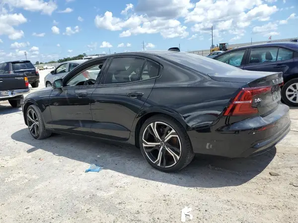 7JRL12TL1RG282747 2024 VOLVO S60 - Image 2