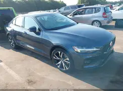 7JRL12TL1RG313074 2024 VOLVO S60