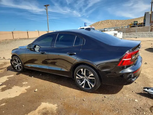 7JRL12TL1RG315486 2024 VOLVO S60 - Image 2