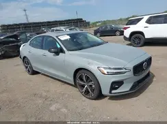 7JRL12TL2RG301001 2024 VOLVO S60