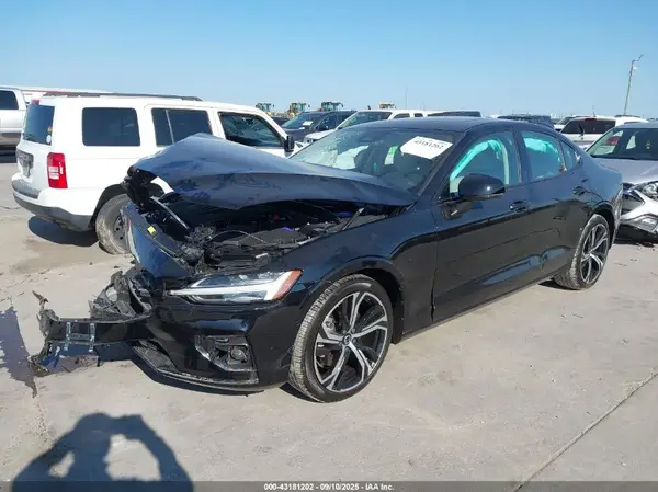 7JRL12TL2RG315187 2024 VOLVO S60 - Image 2