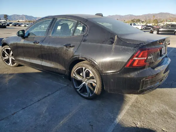 7JRL12TL3RG285763 2024 VOLVO S60 - Image 2