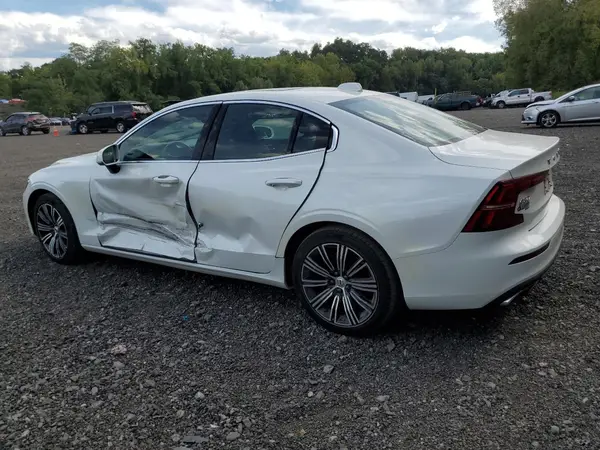 7JRL12TL5NG172679 2022 VOLVO S60 - Image 2